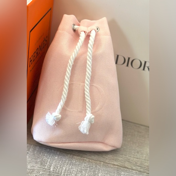Christian Dior Pouch Drawstring Bag with freebies 🛍️🎁 - Picture 3 of 8